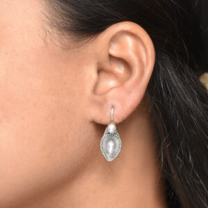 Silver earrings - Image 1